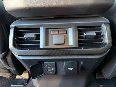 2022 Ford F-150 Lightning Platinum