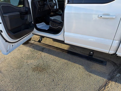 2022 Ford F-150 Lightning Platinum