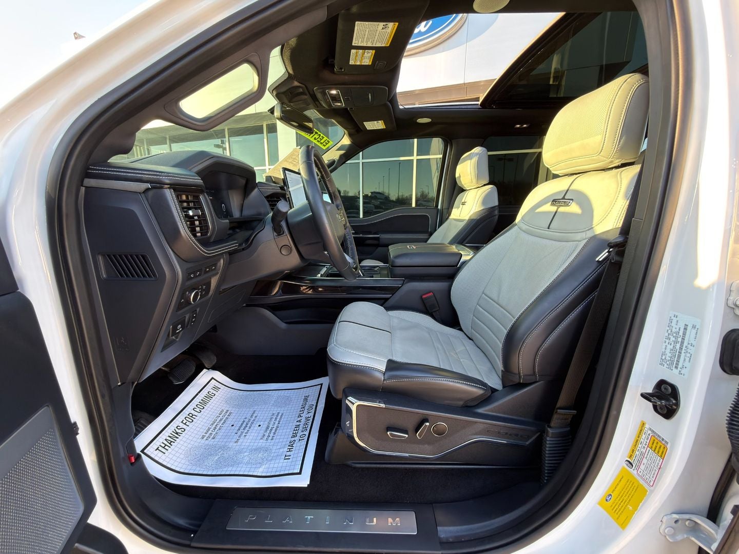 2022 Ford F-150 Lightning Platinum