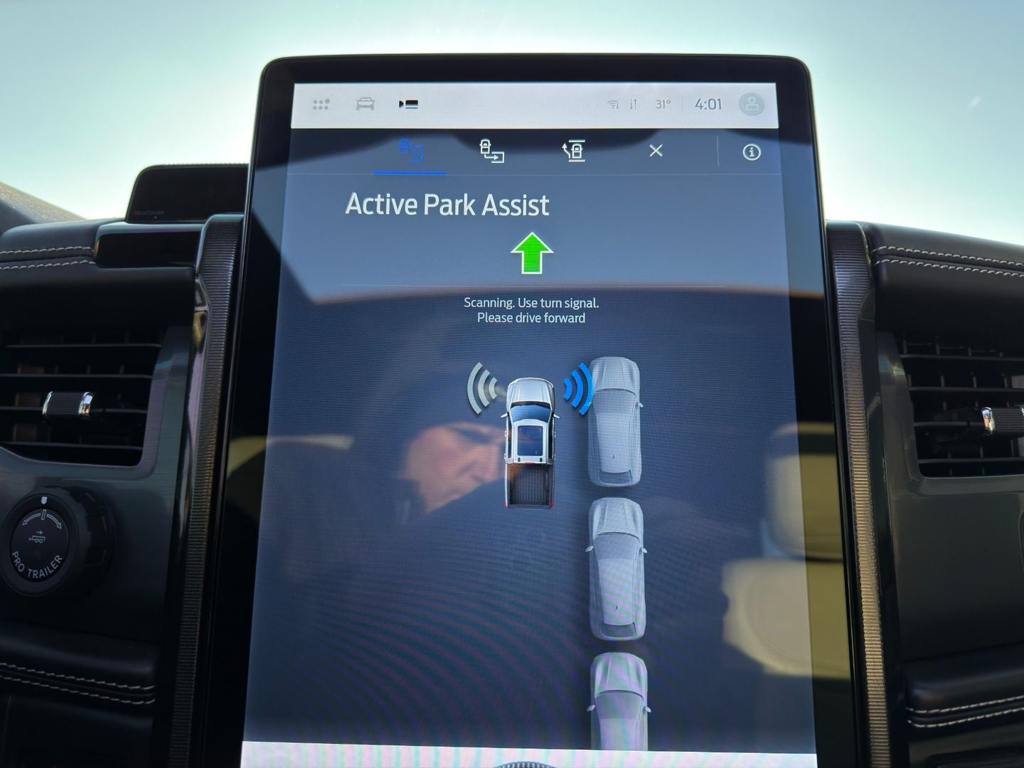 2022 Ford F-150 Lightning Platinum