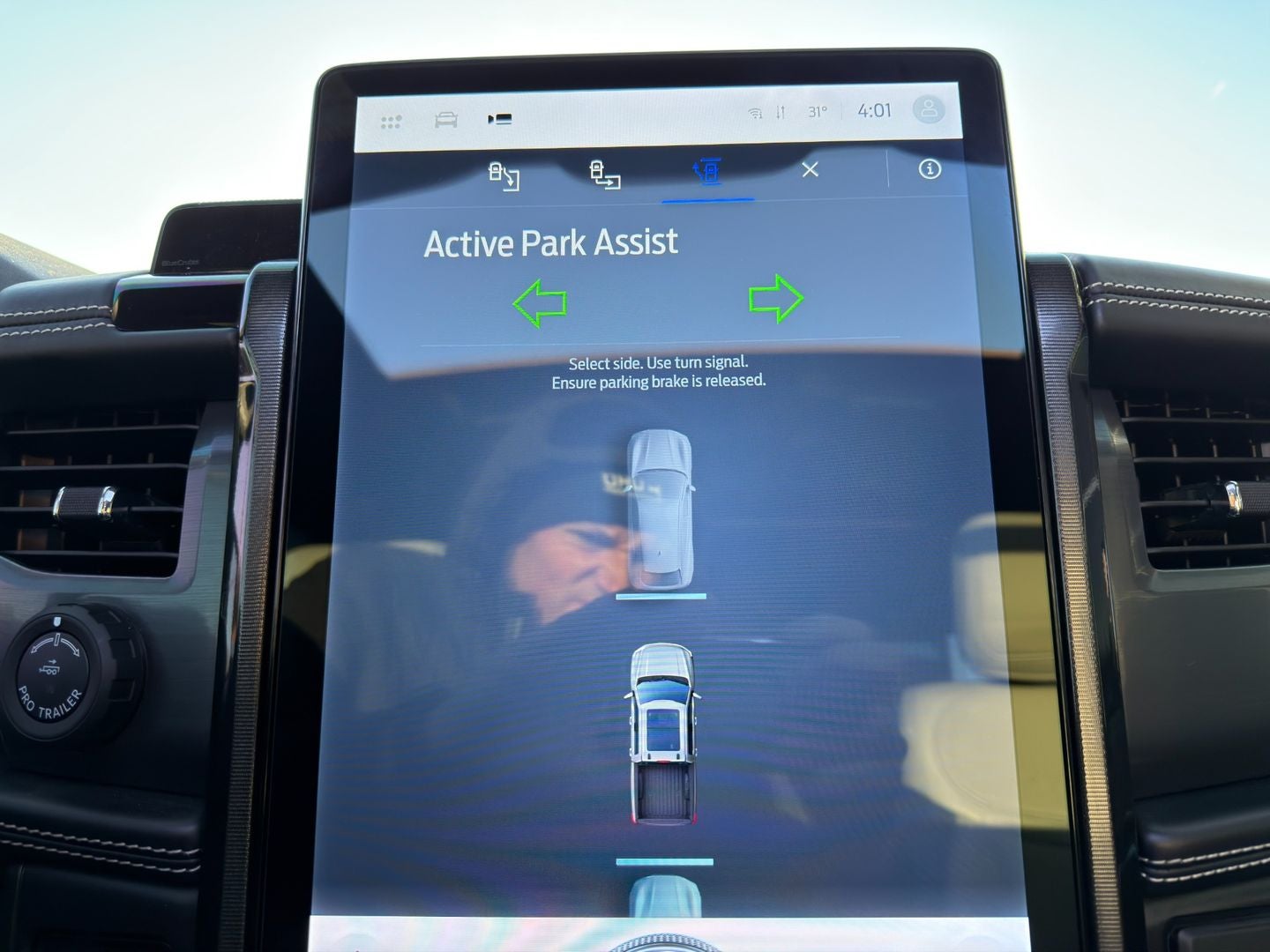 2022 Ford F-150 Lightning Platinum