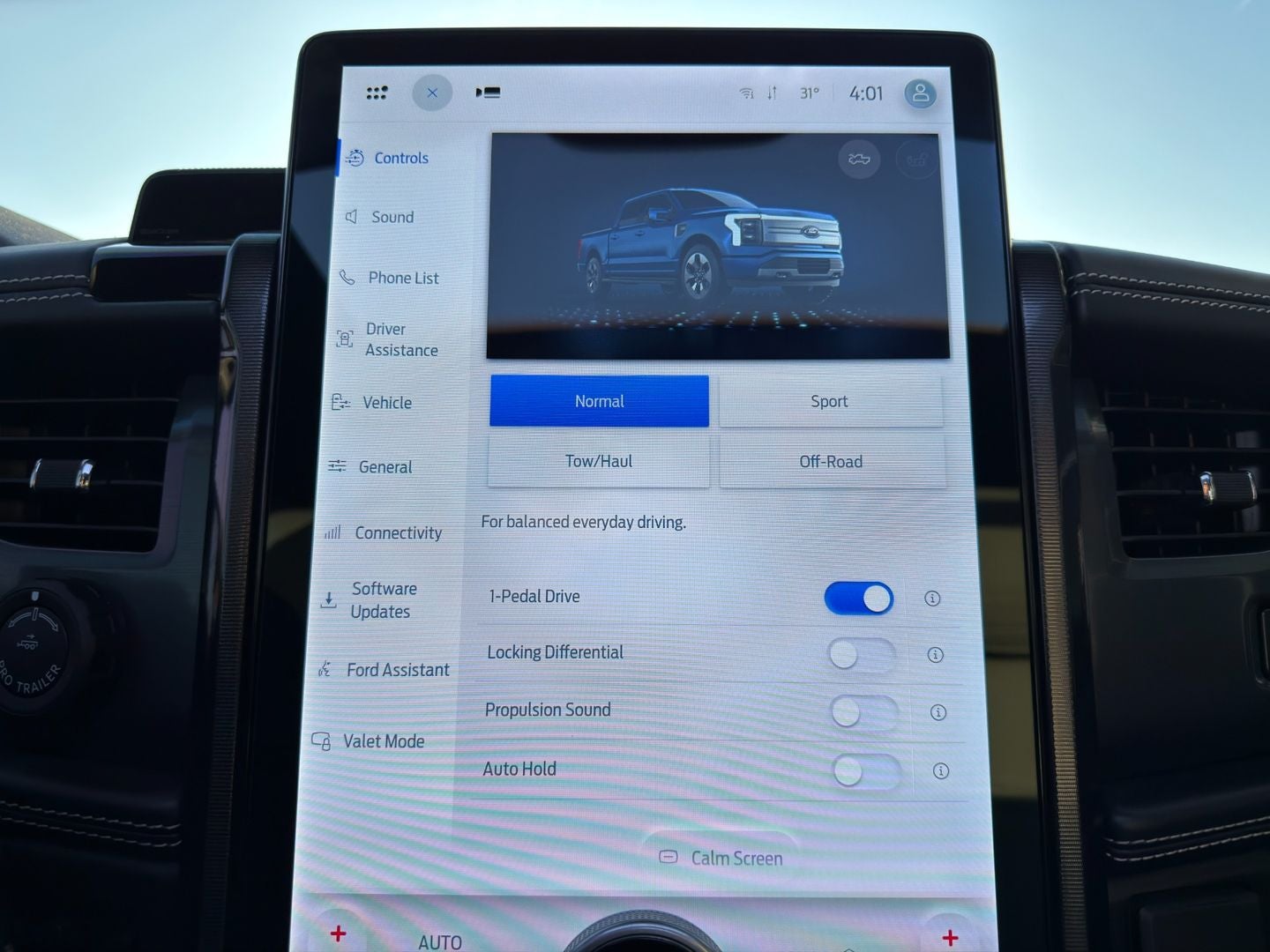 2022 Ford F-150 Lightning Platinum