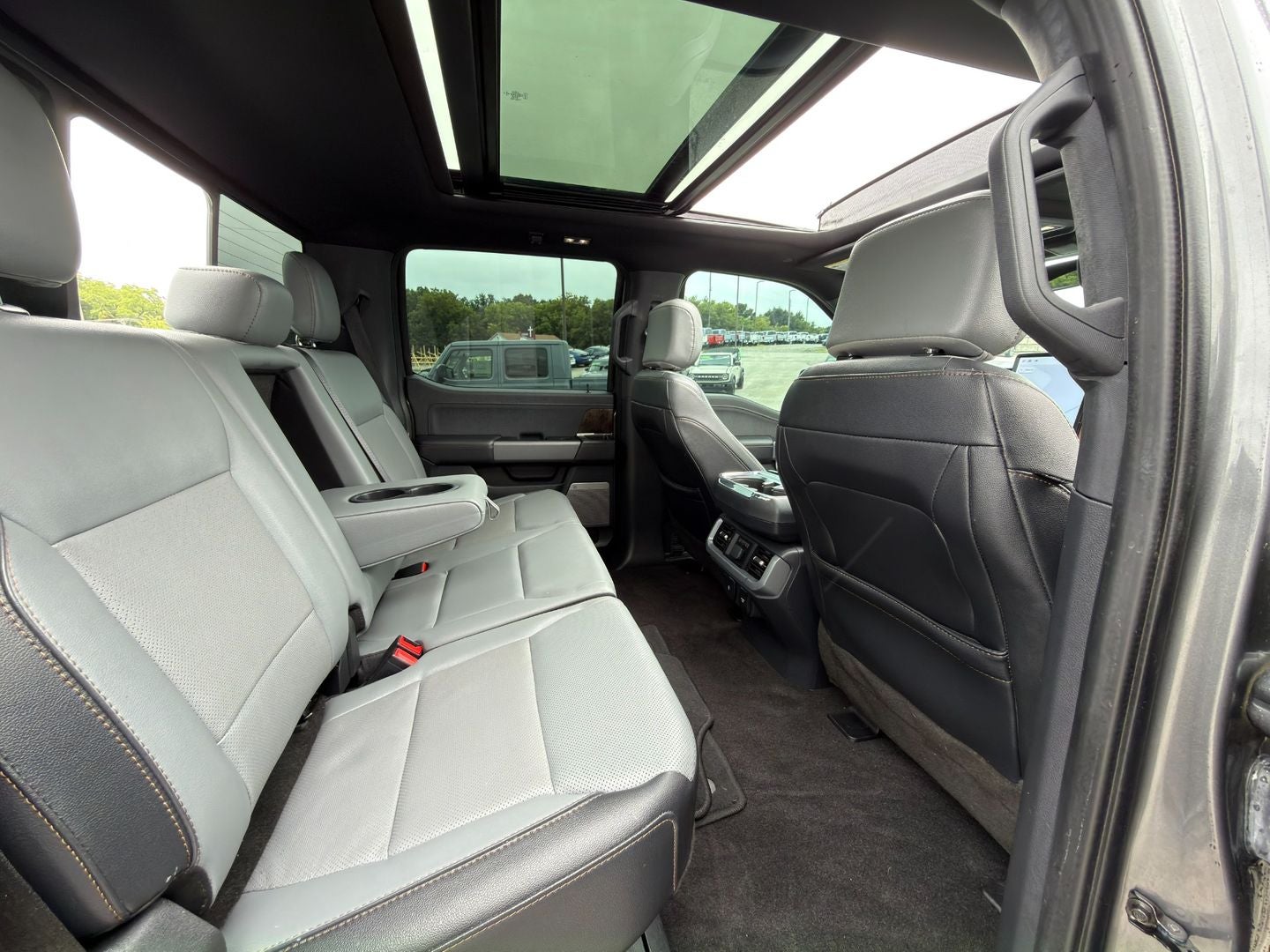 2023 Ford F-150 Lightning LARIAT