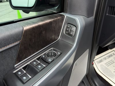 2023 Ford F-150 Lightning LARIAT