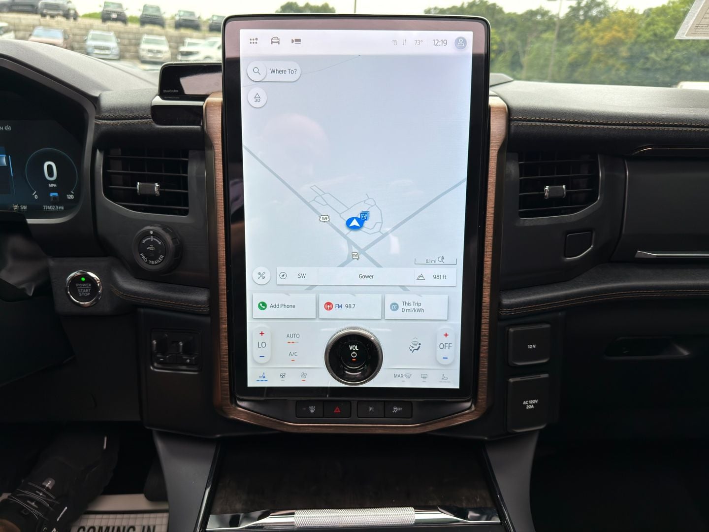 2023 Ford F-150 Lightning LARIAT