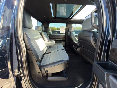 2023 Ford F-150 Lightning LARIAT