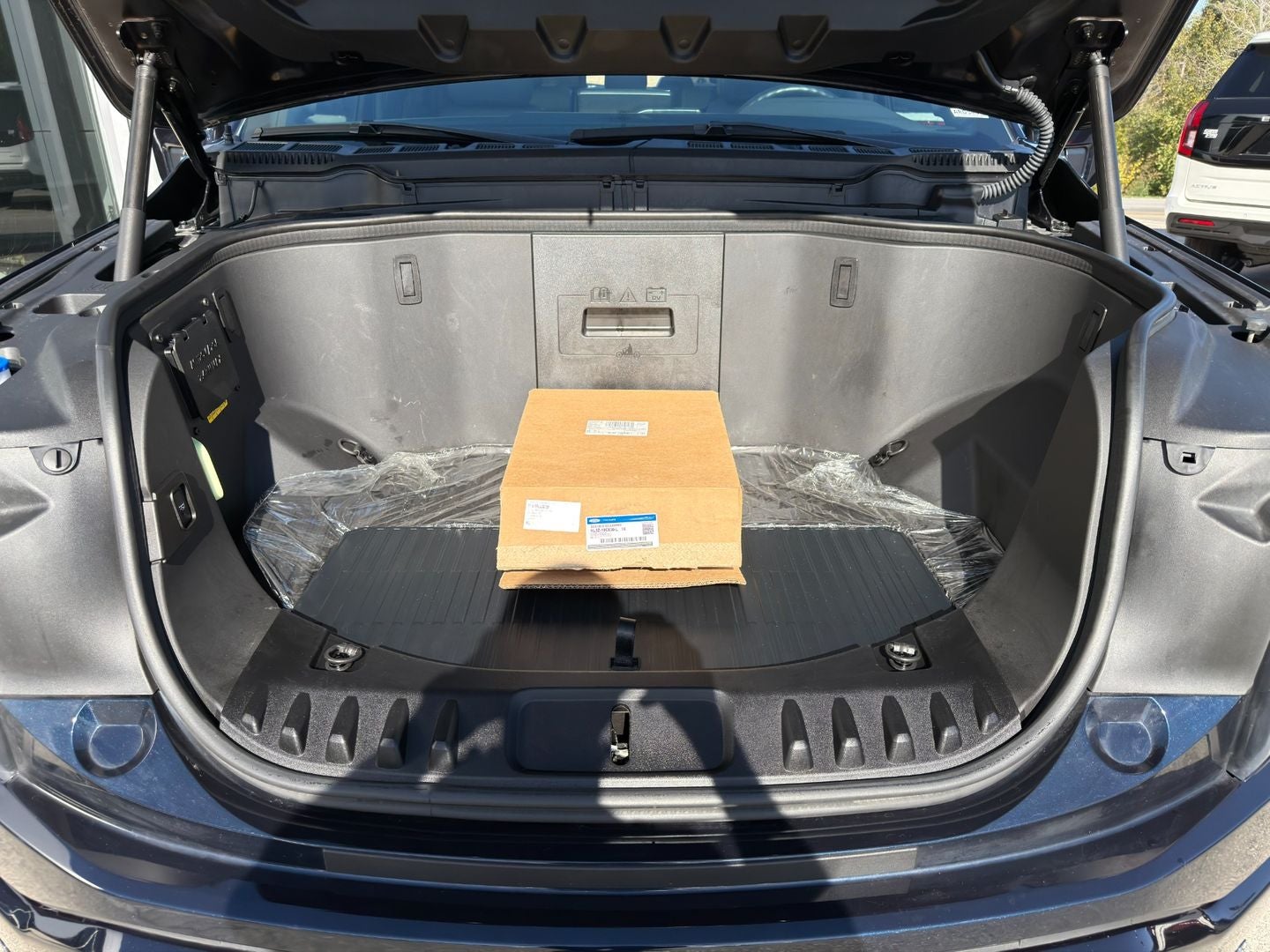 2023 Ford F-150 Lightning LARIAT