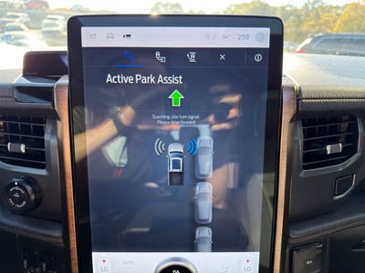 2023 Ford F-150 Lightning LARIAT