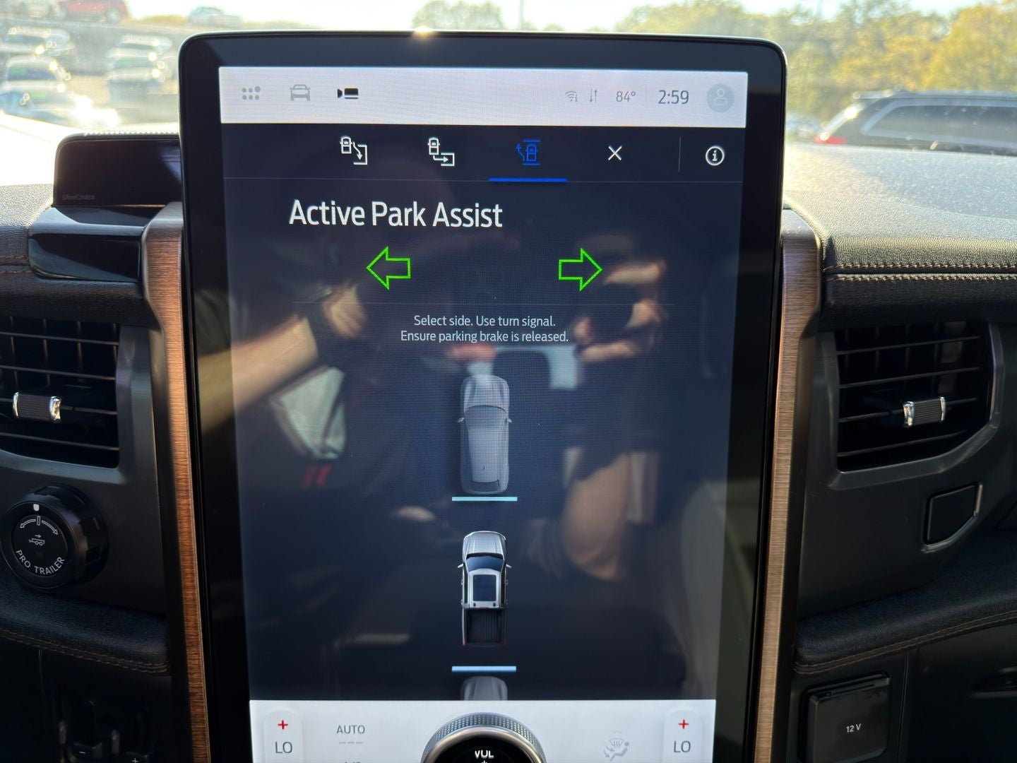 2023 Ford F-150 Lightning LARIAT