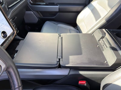 2023 Ford F-150 Lightning LARIAT