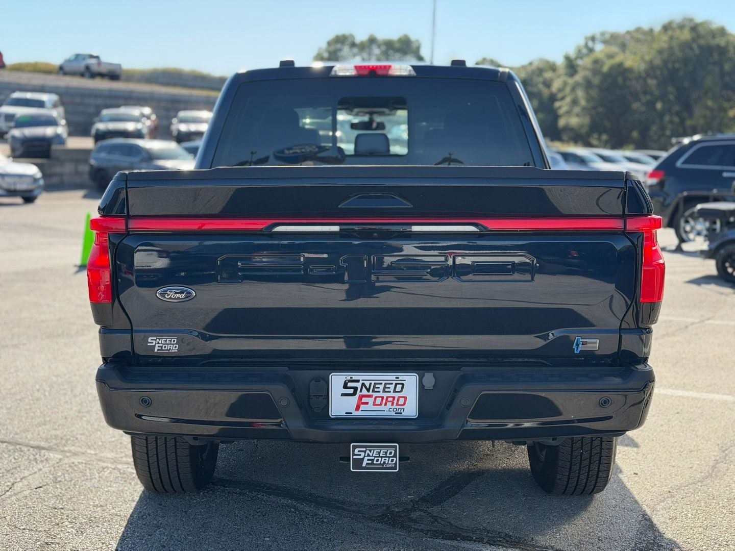 2023 Ford F-150 Lightning LARIAT