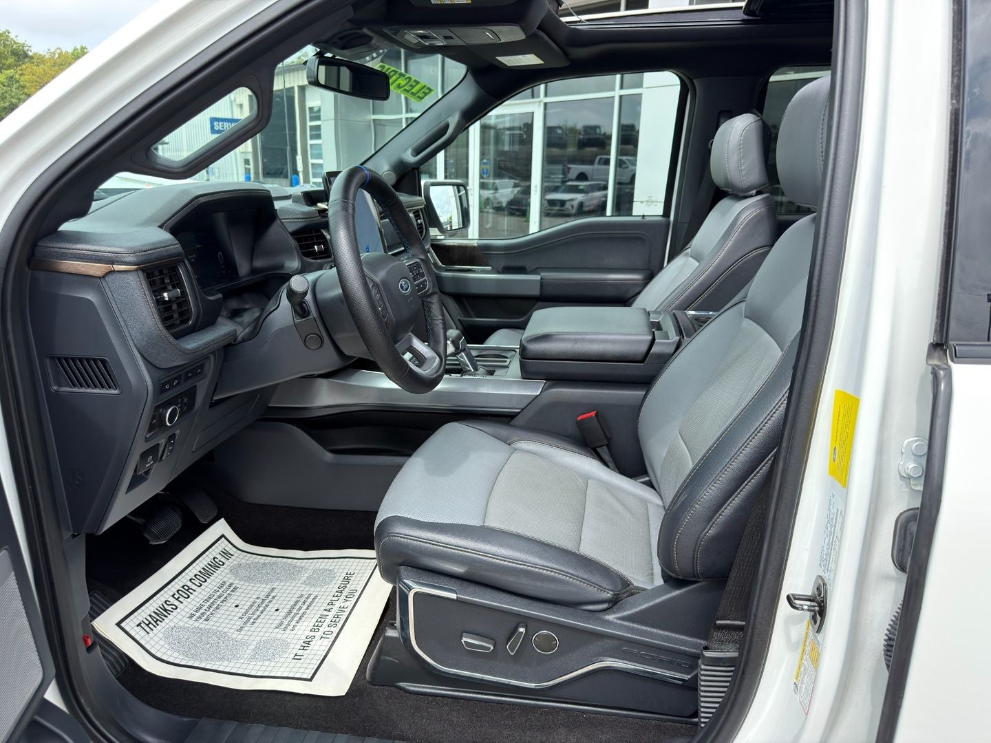 2022 Ford F-150 Lightning LARIAT