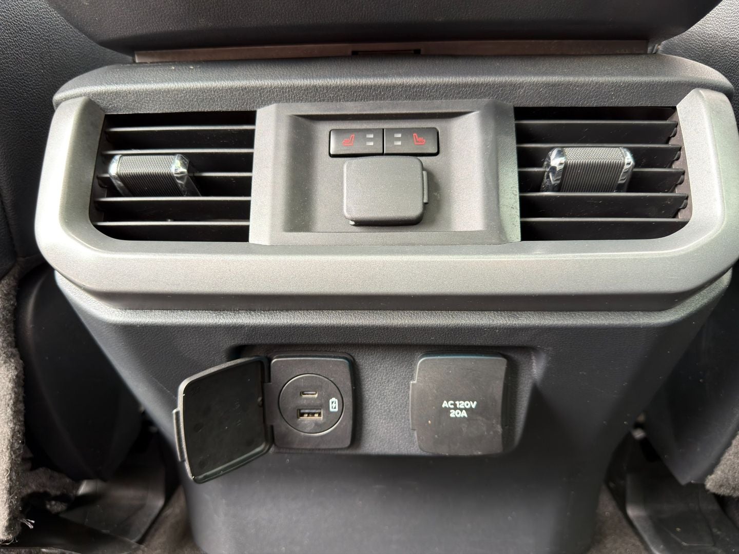 2022 Ford F-150 Lightning LARIAT
