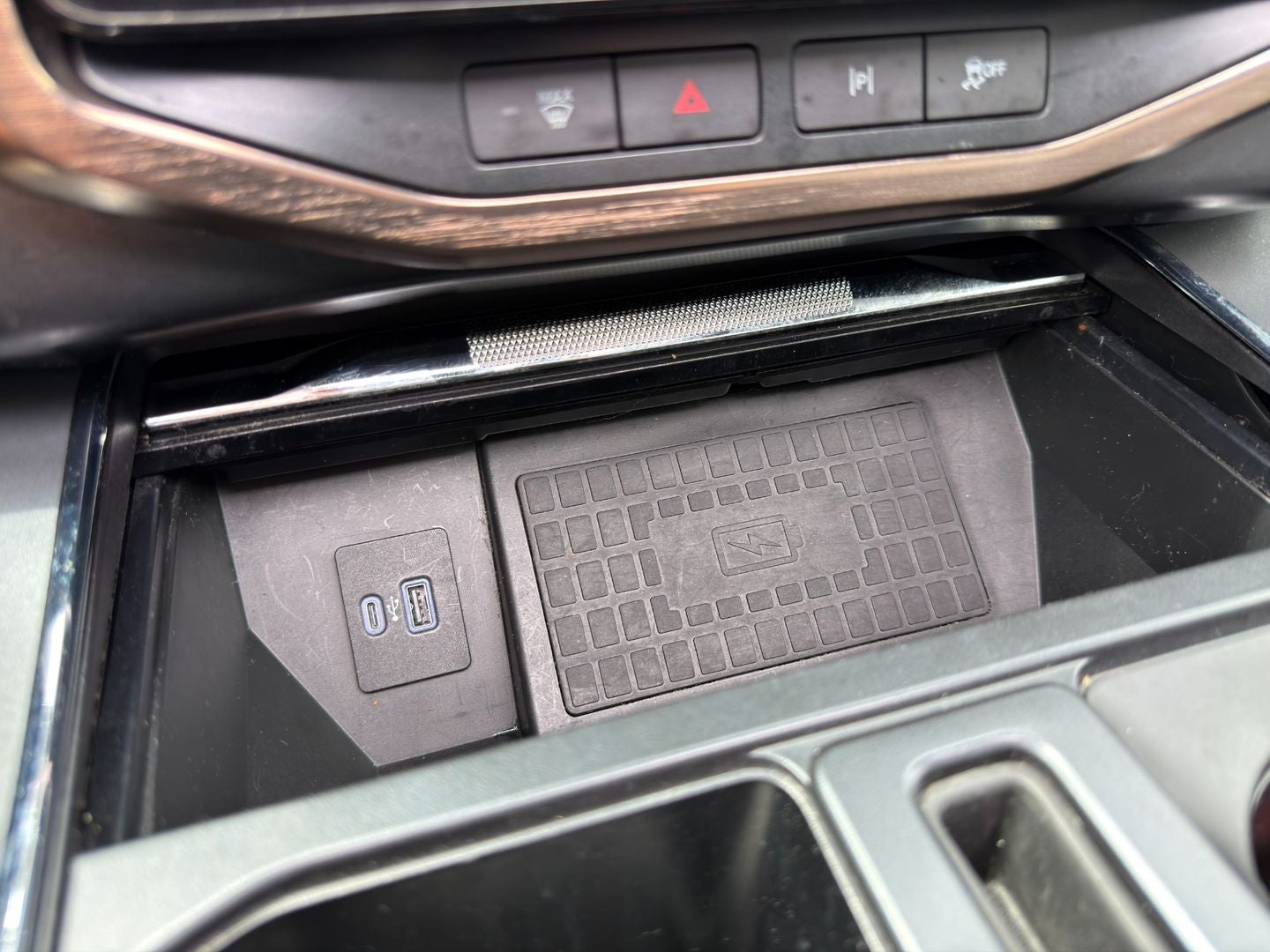 2022 Ford F-150 Lightning LARIAT
