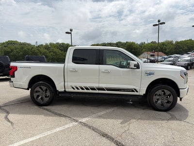 2022 Ford F-150 Lightning LARIAT