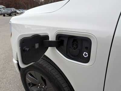 2022 Ford F-150 Lightning LARIAT