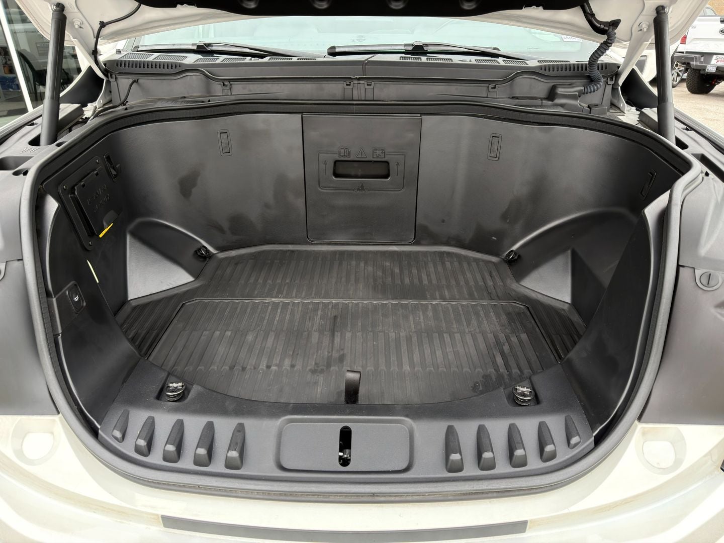 2022 Ford F-150 Lightning LARIAT