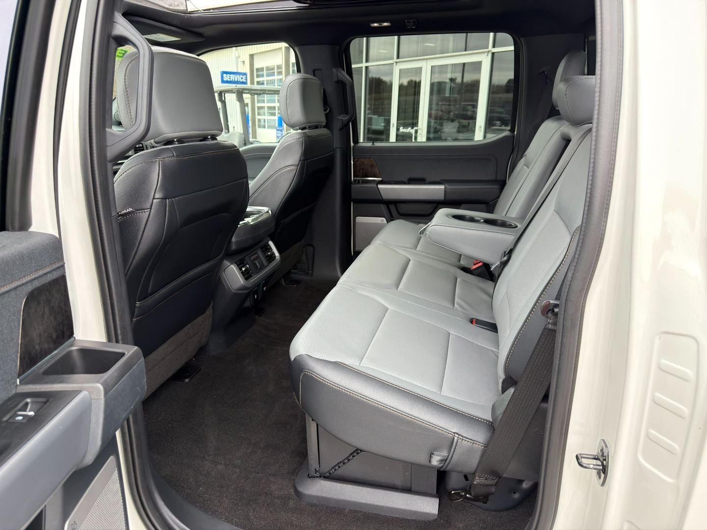 2022 Ford F-150 Lightning LARIAT