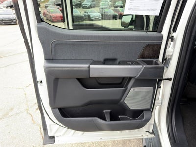 2022 Ford F-150 Lightning LARIAT