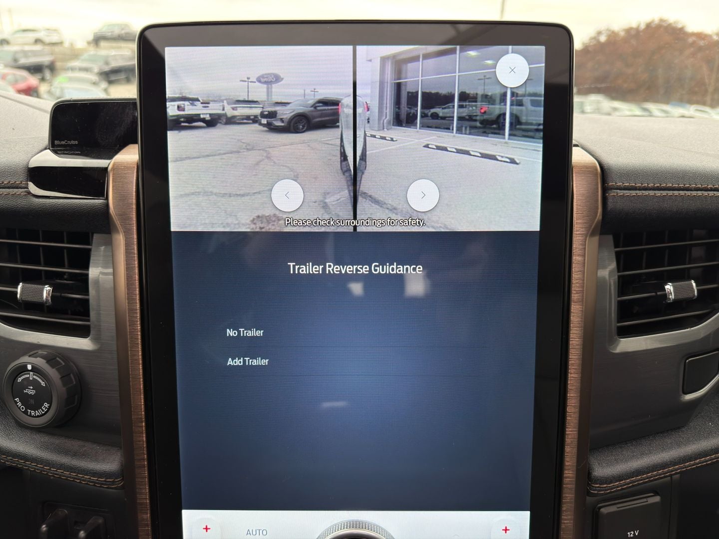 2022 Ford F-150 Lightning LARIAT