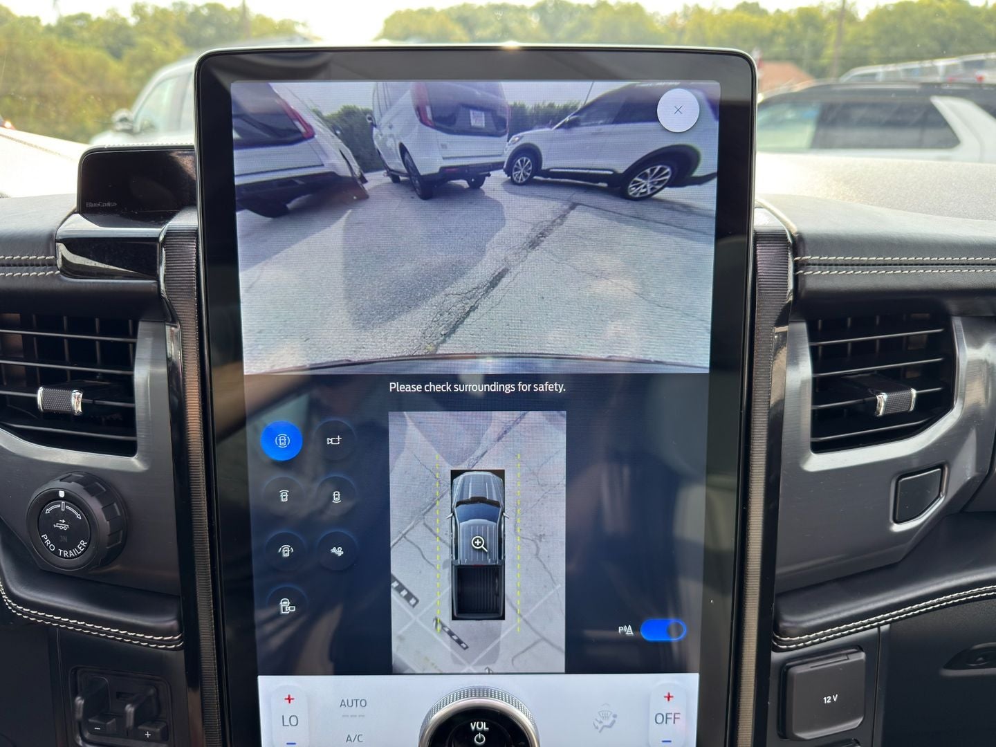 2023 Ford F-150 Lightning Platinum