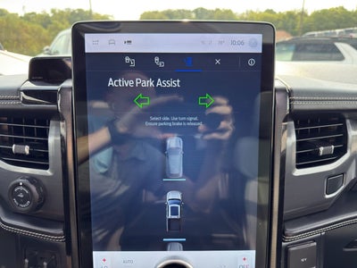 2023 Ford F-150 Lightning Platinum