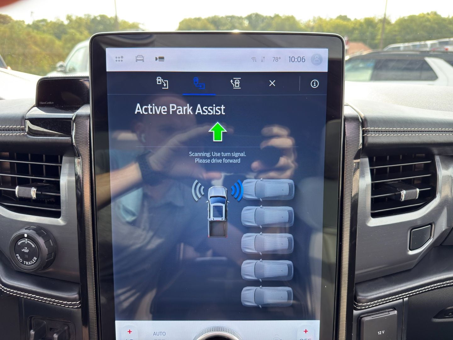 2023 Ford F-150 Lightning Platinum