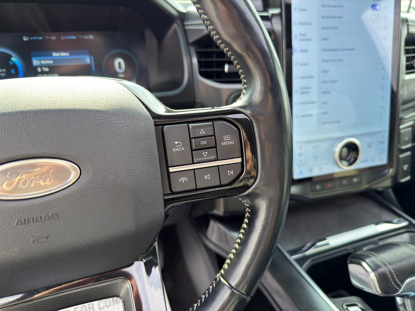 2023 Ford F-150 Lightning Platinum