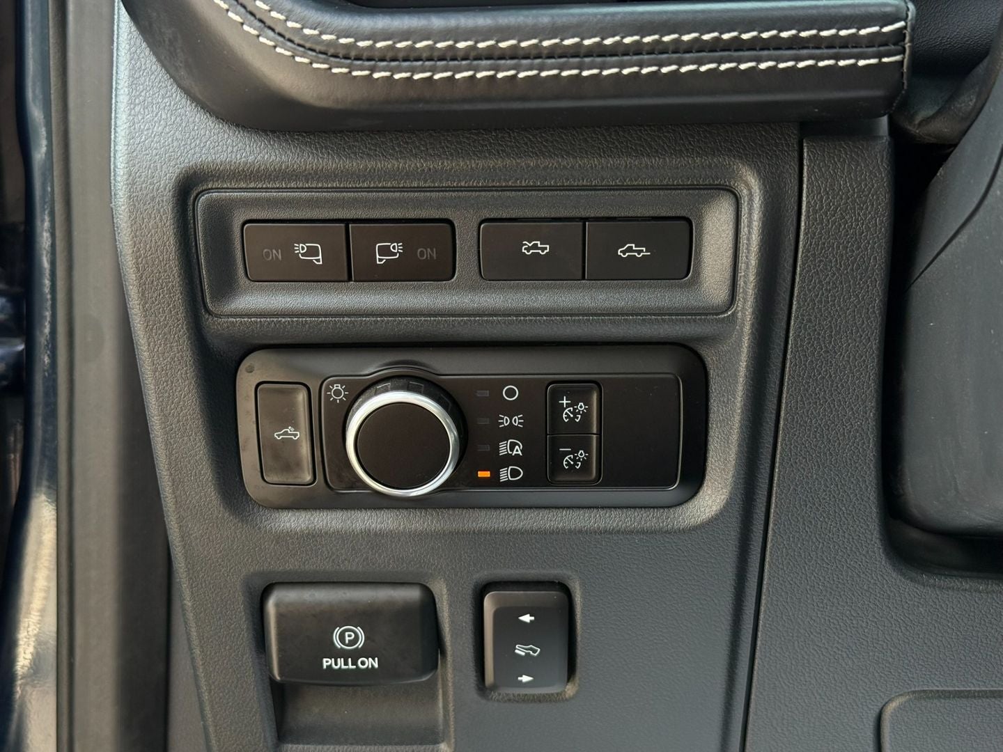 2023 Ford F-150 Lightning Platinum