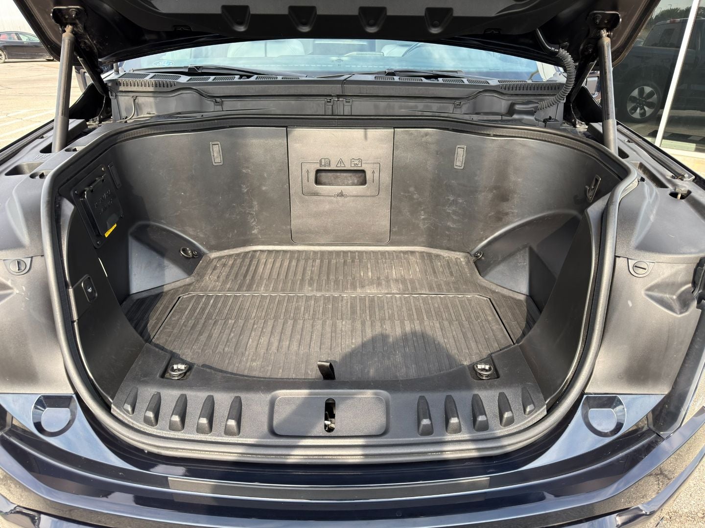 2023 Ford F-150 Lightning Platinum