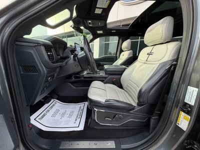 2022 Ford F-150 Lightning Platinum