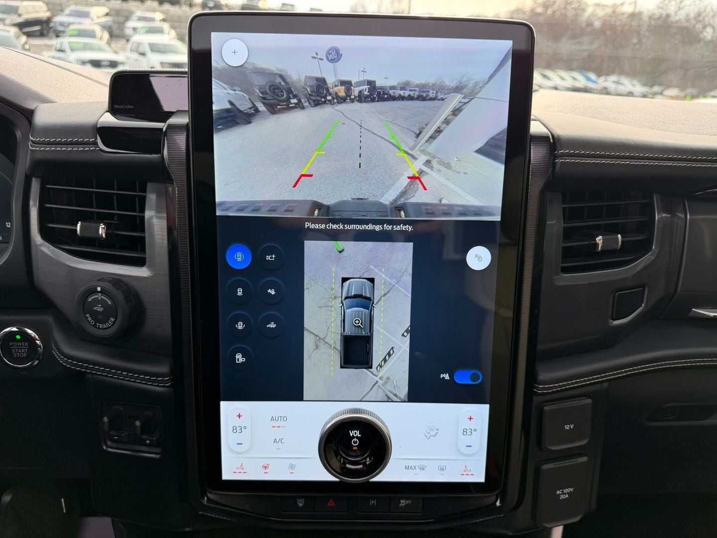 2022 Ford F-150 Lightning Platinum