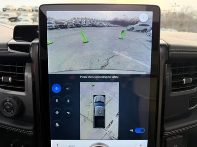 2022 Ford F-150 Lightning Platinum