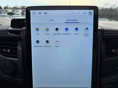 2022 Ford F-150 Lightning Platinum