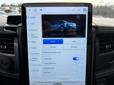 2022 Ford F-150 Lightning Platinum