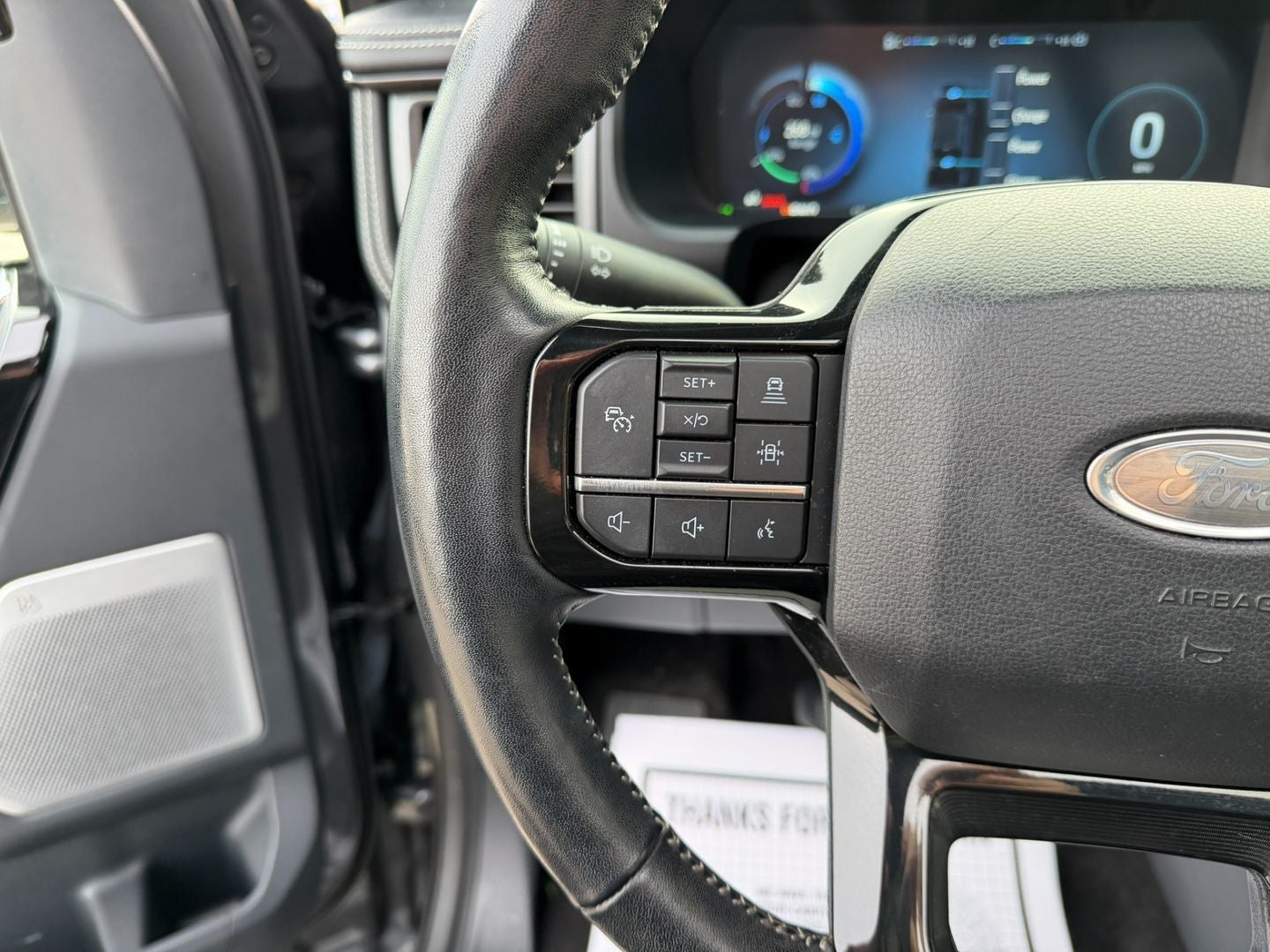 2022 Ford F-150 Lightning Platinum