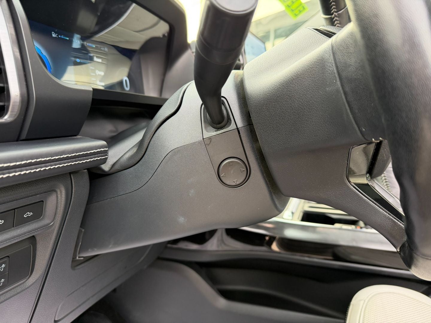 2022 Ford F-150 Lightning Platinum