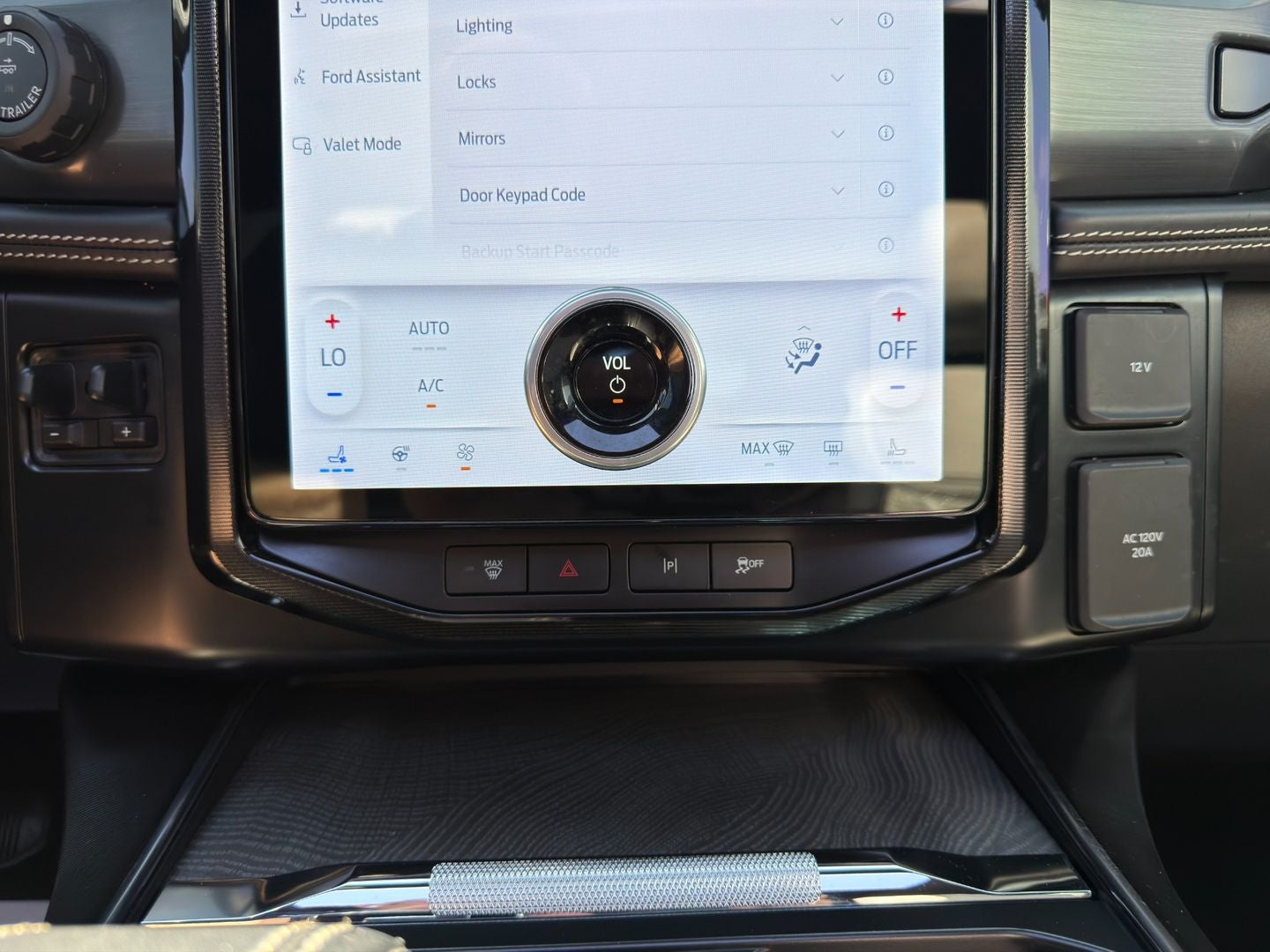 2023 Ford F-150 Lightning Platinum