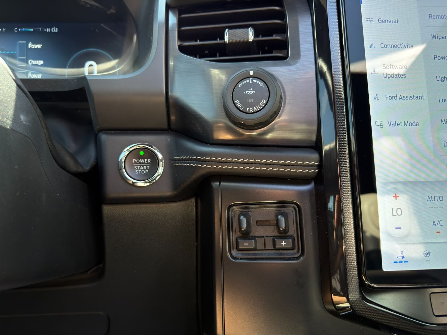 2023 Ford F-150 Lightning Platinum
