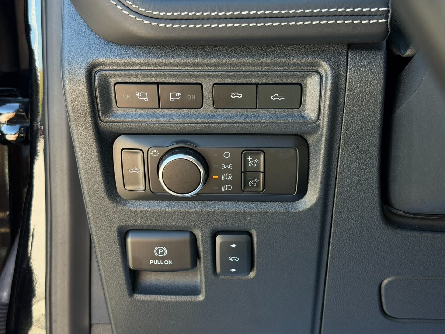 2023 Ford F-150 Lightning Platinum