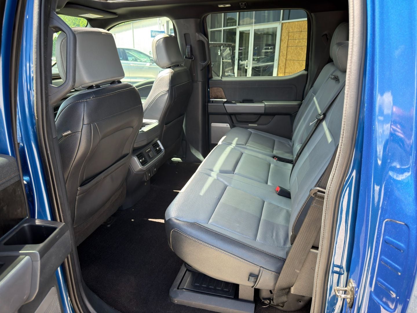 2022 Ford F-150 Lightning LARIAT