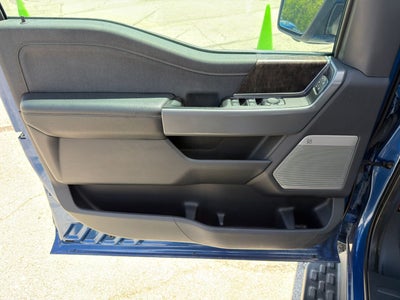 2022 Ford F-150 Lightning LARIAT