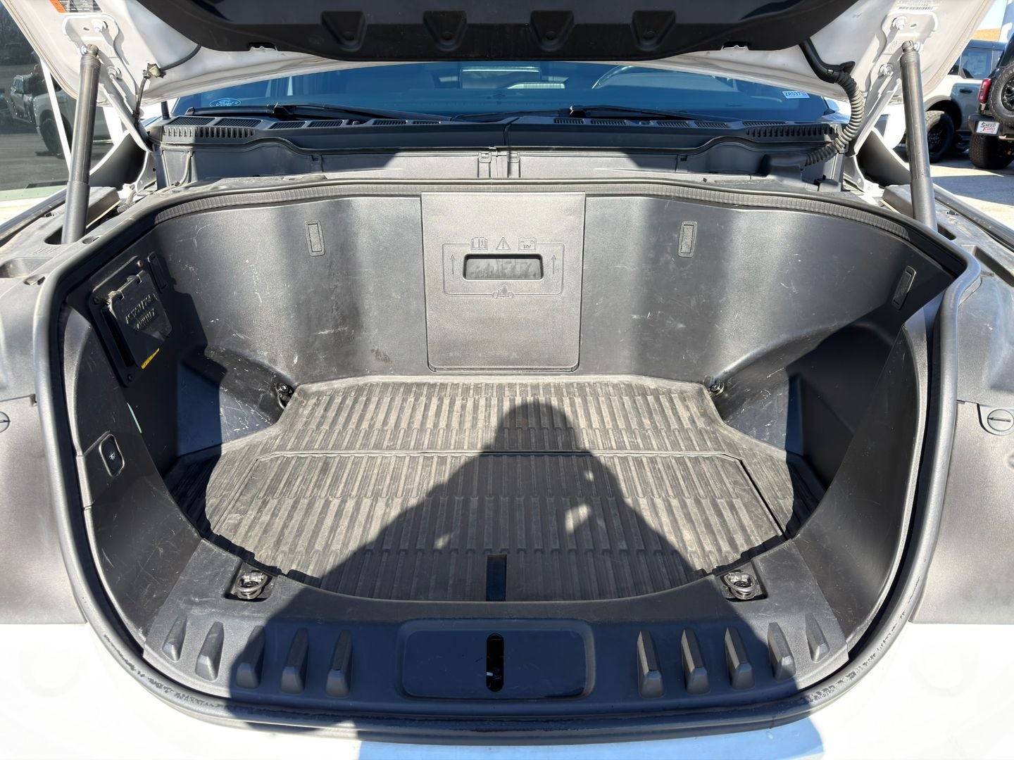 2022 Ford F-150 Lightning LARIAT