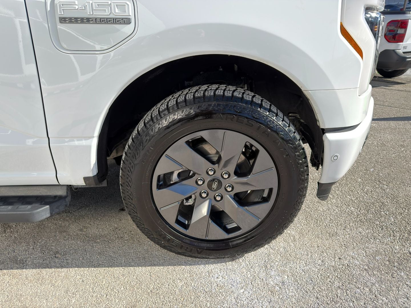 2022 Ford F-150 Lightning LARIAT