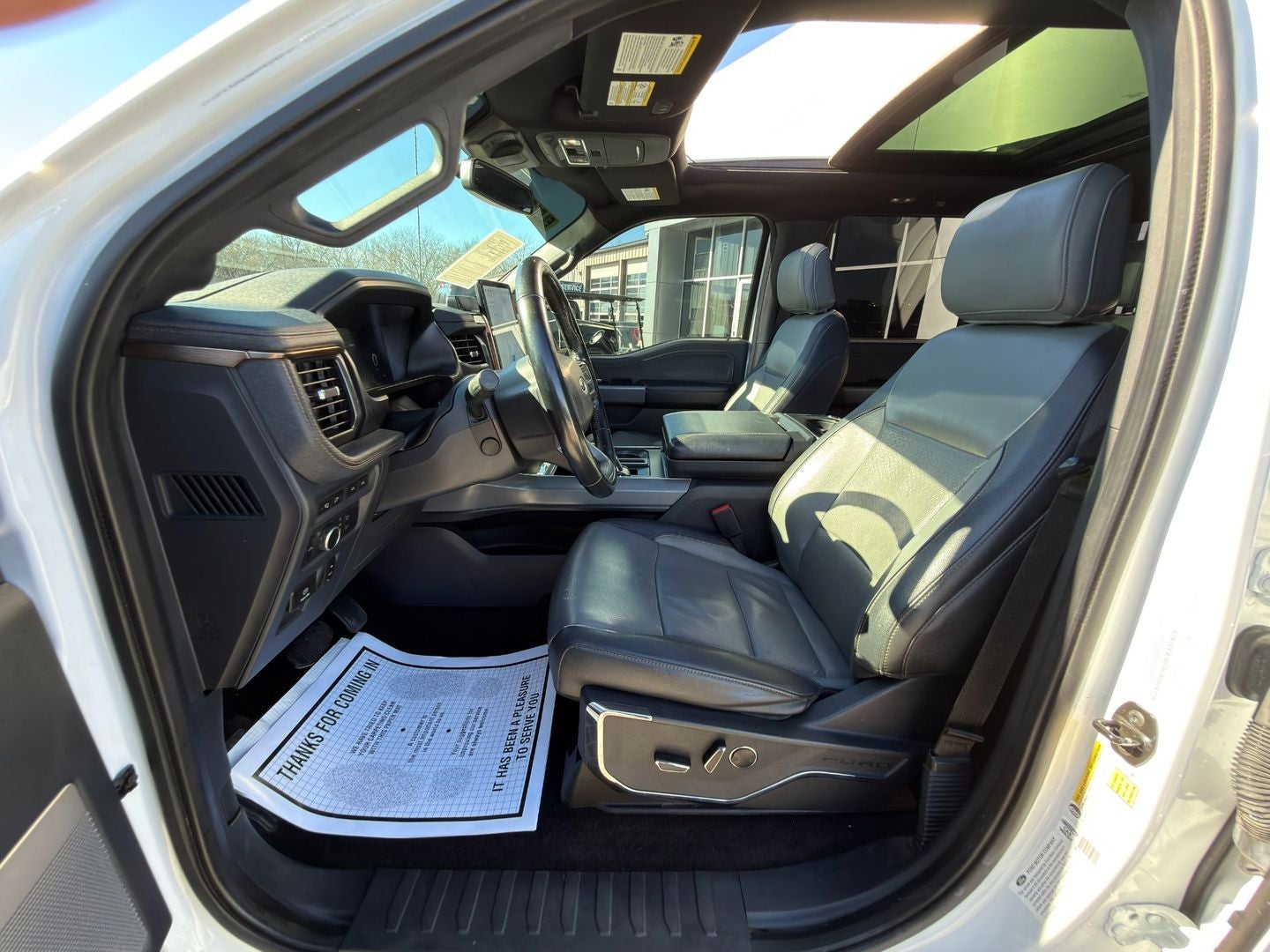 2022 Ford F-150 Lightning LARIAT