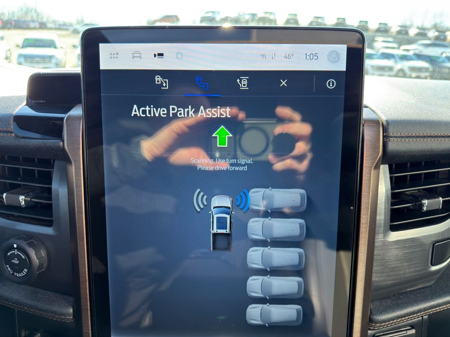 2022 Ford F-150 Lightning LARIAT