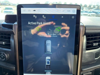 2022 Ford F-150 Lightning LARIAT