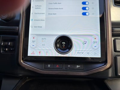 2022 Ford F-150 Lightning LARIAT