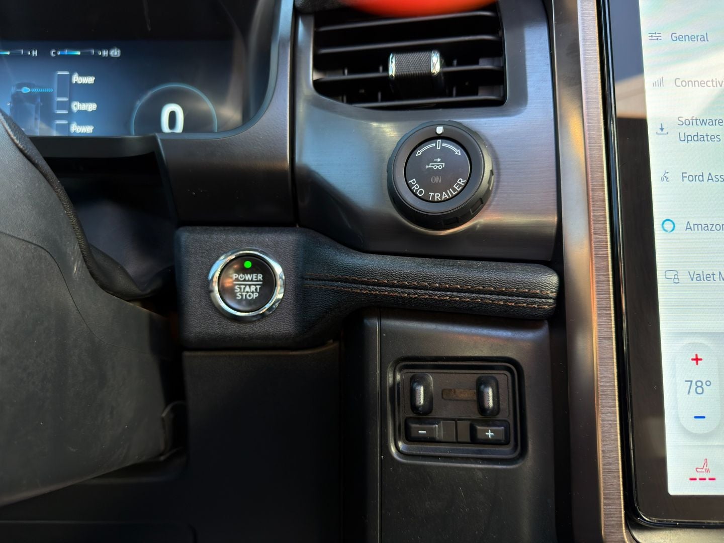 2022 Ford F-150 Lightning LARIAT