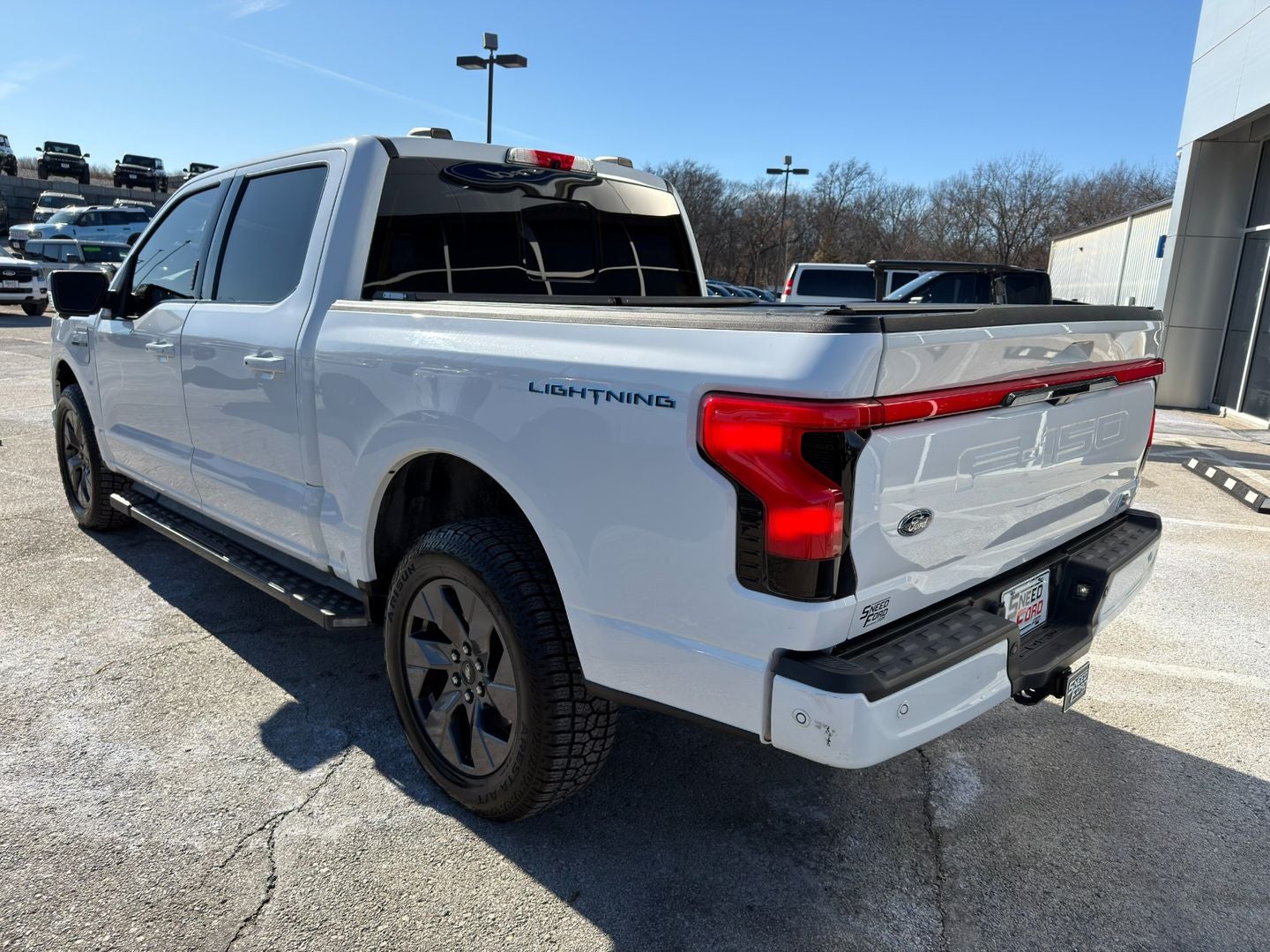 2022 Ford F-150 Lightning LARIAT